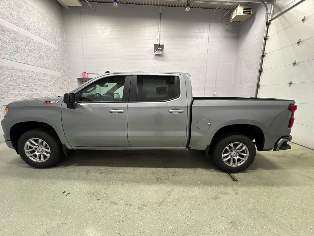 2026 Chevrolet Silverado 1500 RST Crew Cab Short Box 4WD