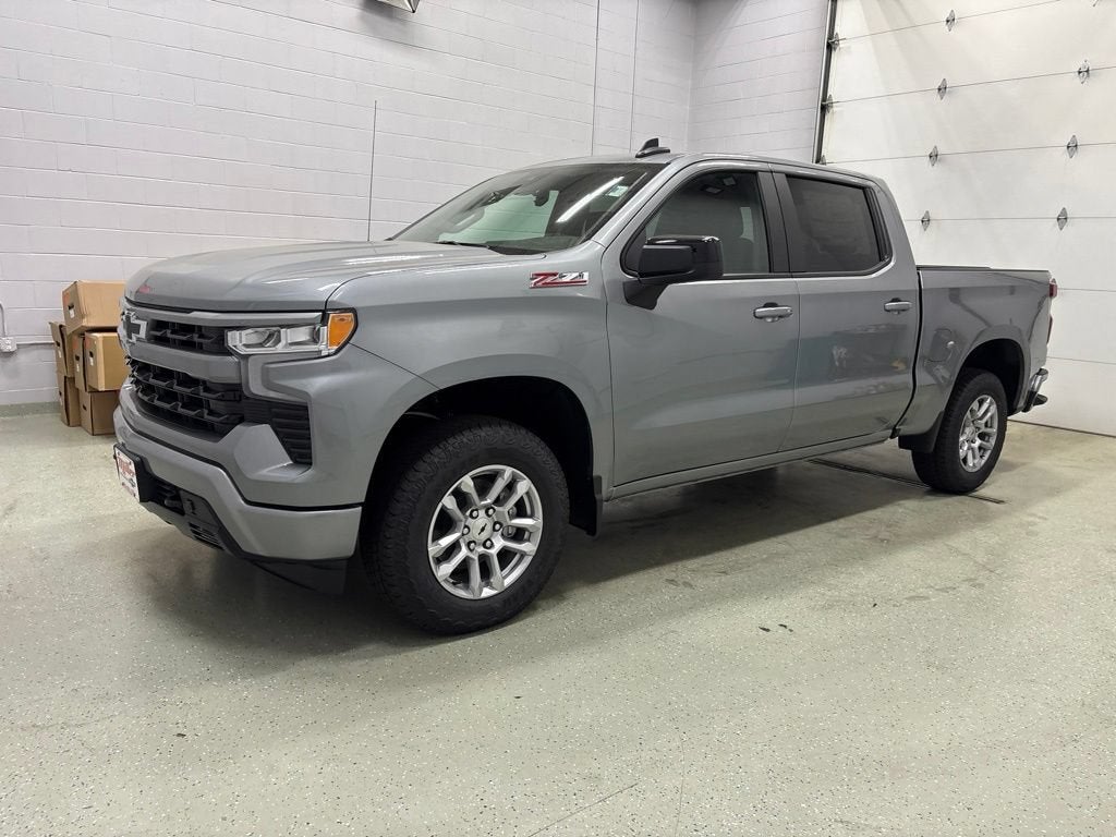 2026 Chevrolet Silverado 1500 RST Crew Cab Short Box 4WD