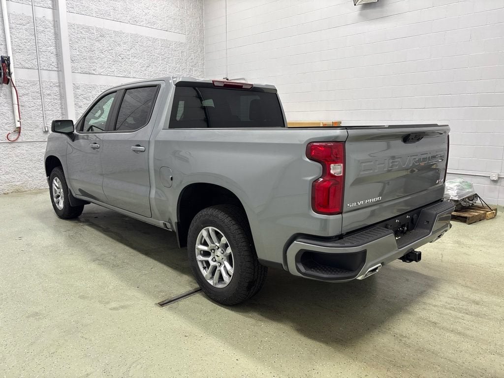 2026 Chevrolet Silverado 1500 RST Crew Cab Short Box 4WD