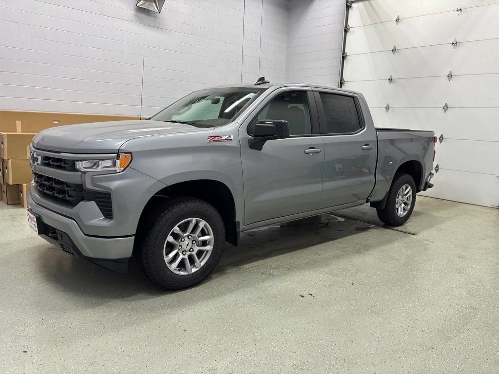 2026 Chevrolet Silverado 1500 RST Crew Cab Short Box 4WD