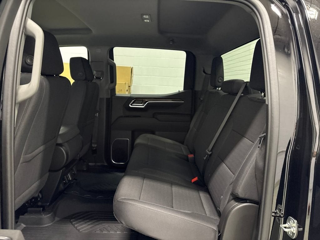 2026 Chevrolet Silverado 1500 RST Crew Cab Short Box 4WD