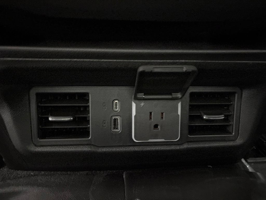 2026 Chevrolet Silverado 1500 RST Crew Cab Short Box 4WD