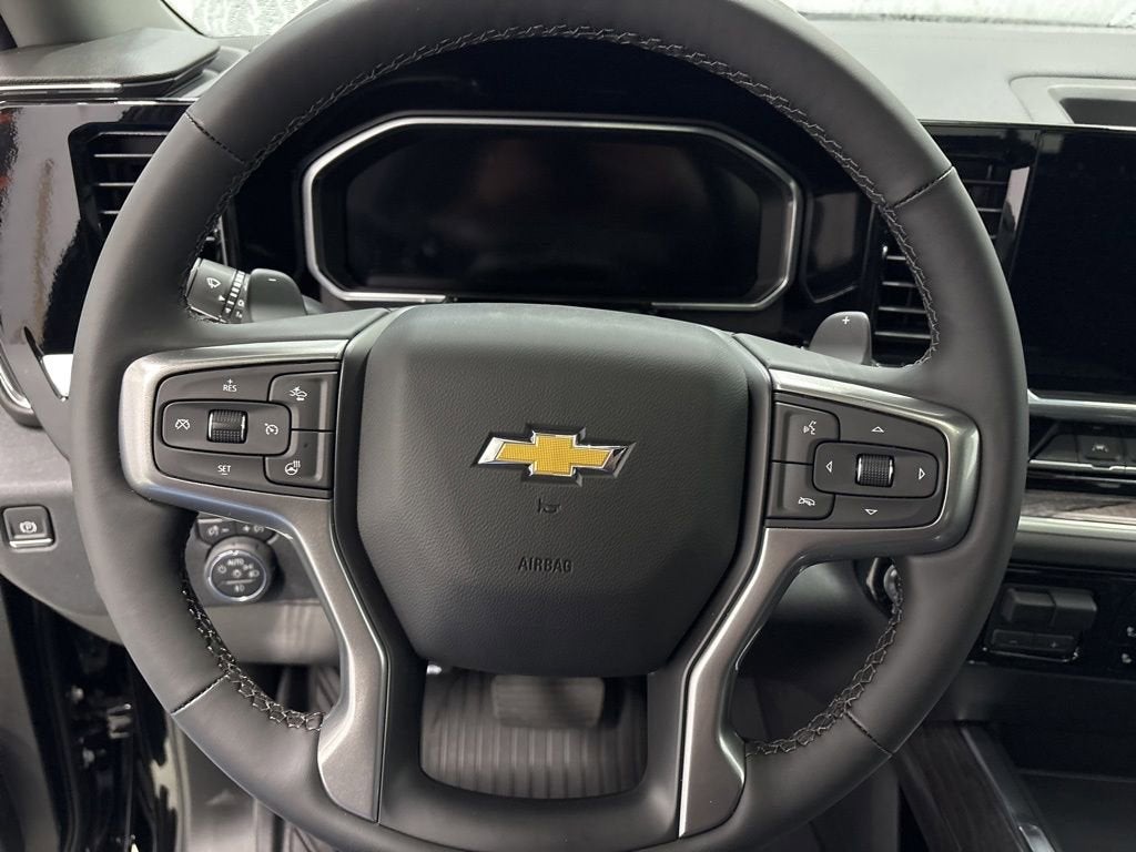2026 Chevrolet Silverado 1500 LTZ Crew Cab Short Box 4WD