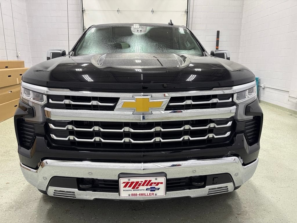 2026 Chevrolet Silverado 1500 LTZ Crew Cab Short Box 4WD