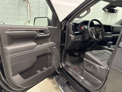 2026 Chevrolet Silverado 1500 LTZ Crew Cab Short Box 4WD