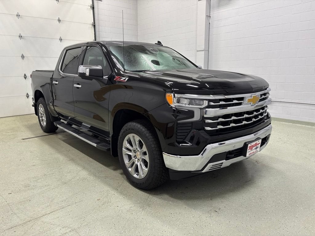 2026 Chevrolet Silverado 1500 LTZ Crew Cab Short Box 4WD