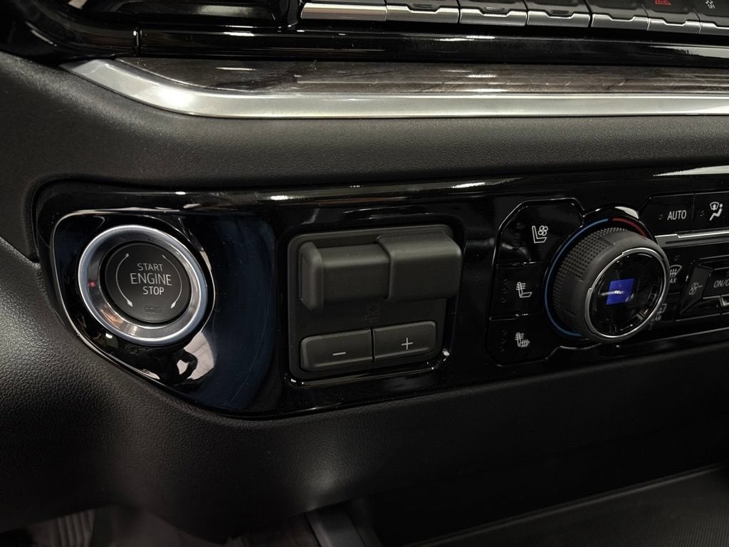 2026 Chevrolet Silverado 1500 LTZ Crew Cab Short Box 4WD