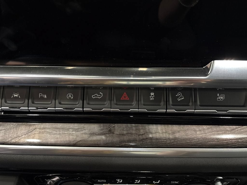 2026 Chevrolet Silverado 1500 LTZ Crew Cab Short Box 4WD
