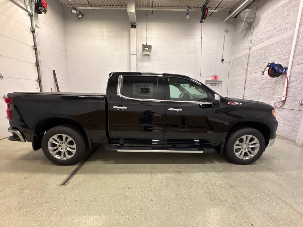 2026 Chevrolet Silverado 1500 LTZ Crew Cab Short Box 4WD
