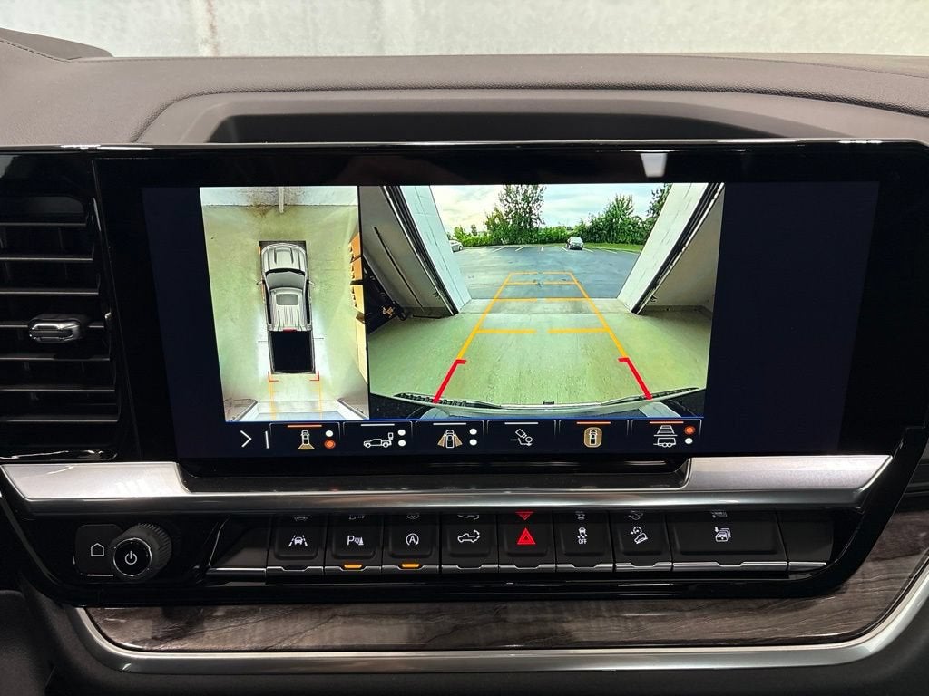 2026 Chevrolet Silverado 1500 LTZ Crew Cab Short Box 4WD