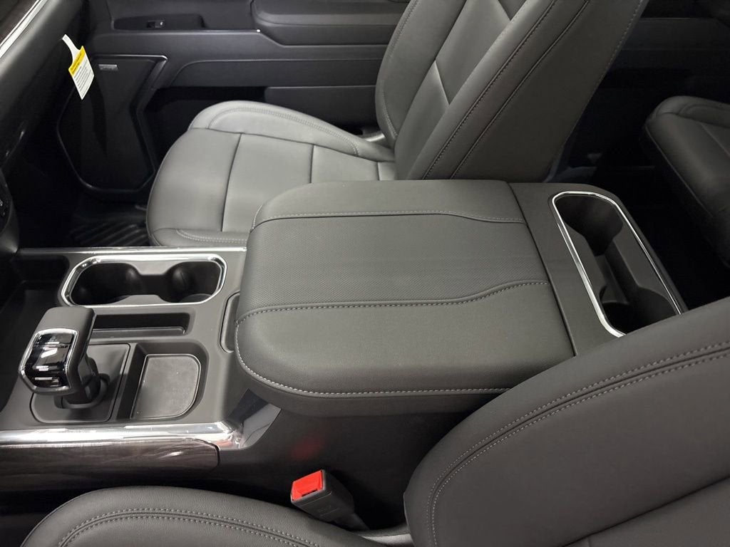 2026 Chevrolet Silverado 1500 LTZ Crew Cab Short Box 4WD