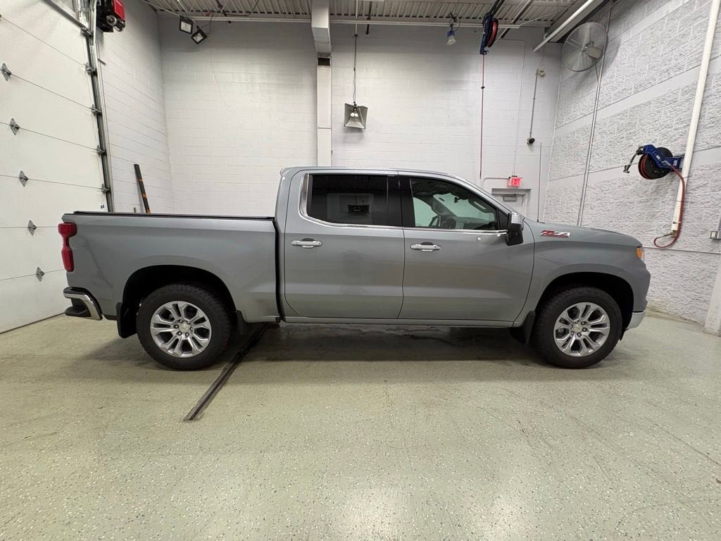 2026 Chevrolet Silverado 1500 LTZ Crew Cab Short Box 4WD