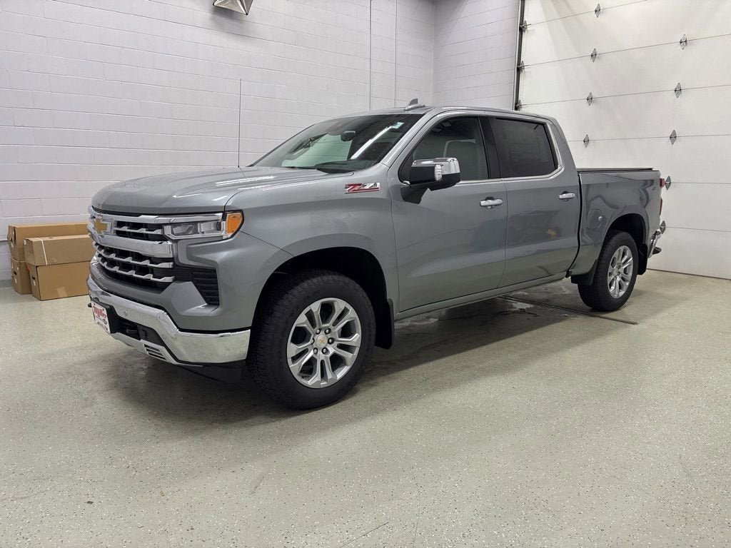 2026 Chevrolet Silverado 1500 LTZ Crew Cab Short Box 4WD