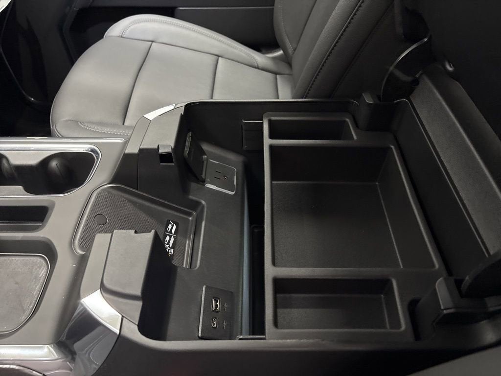 2026 Chevrolet Silverado 1500 LTZ Crew Cab Short Box 4WD