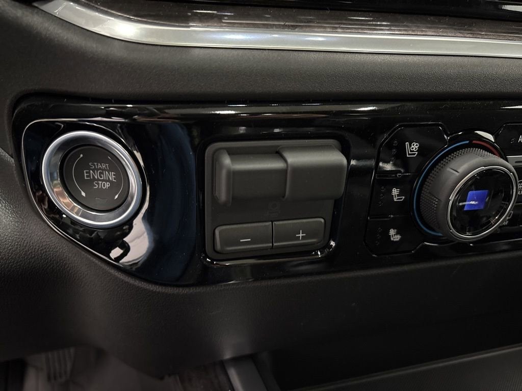 2026 Chevrolet Silverado 1500 LTZ Crew Cab Short Box 4WD