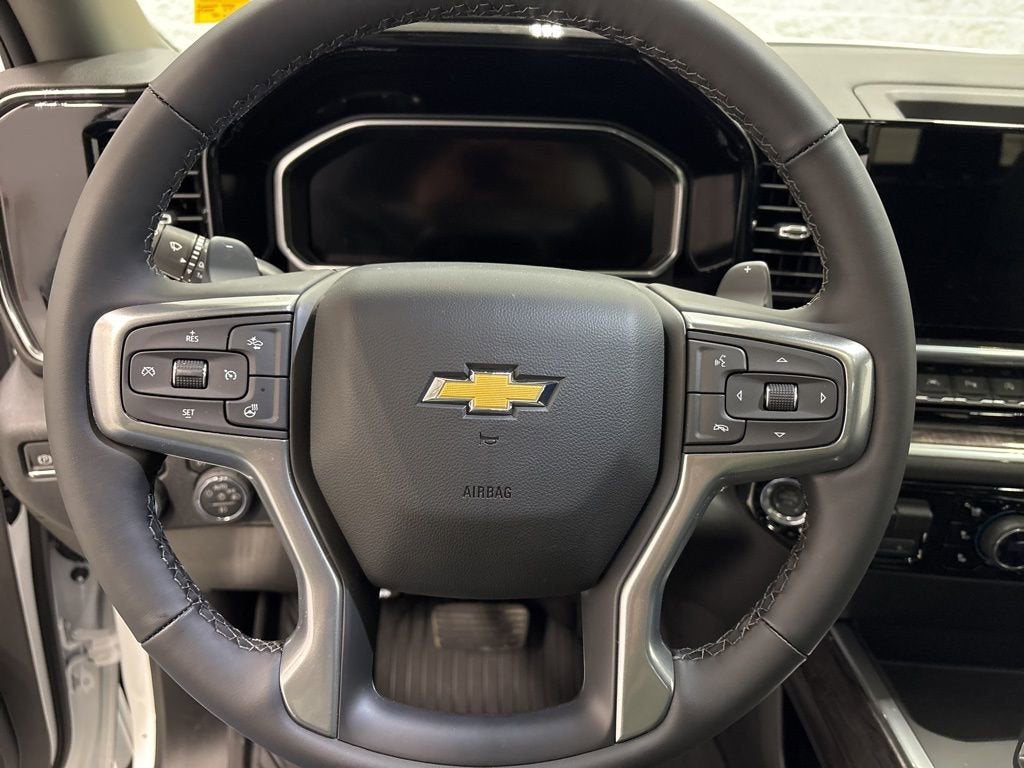 2026 Chevrolet Silverado 1500 LTZ Crew Cab Short Box 4WD