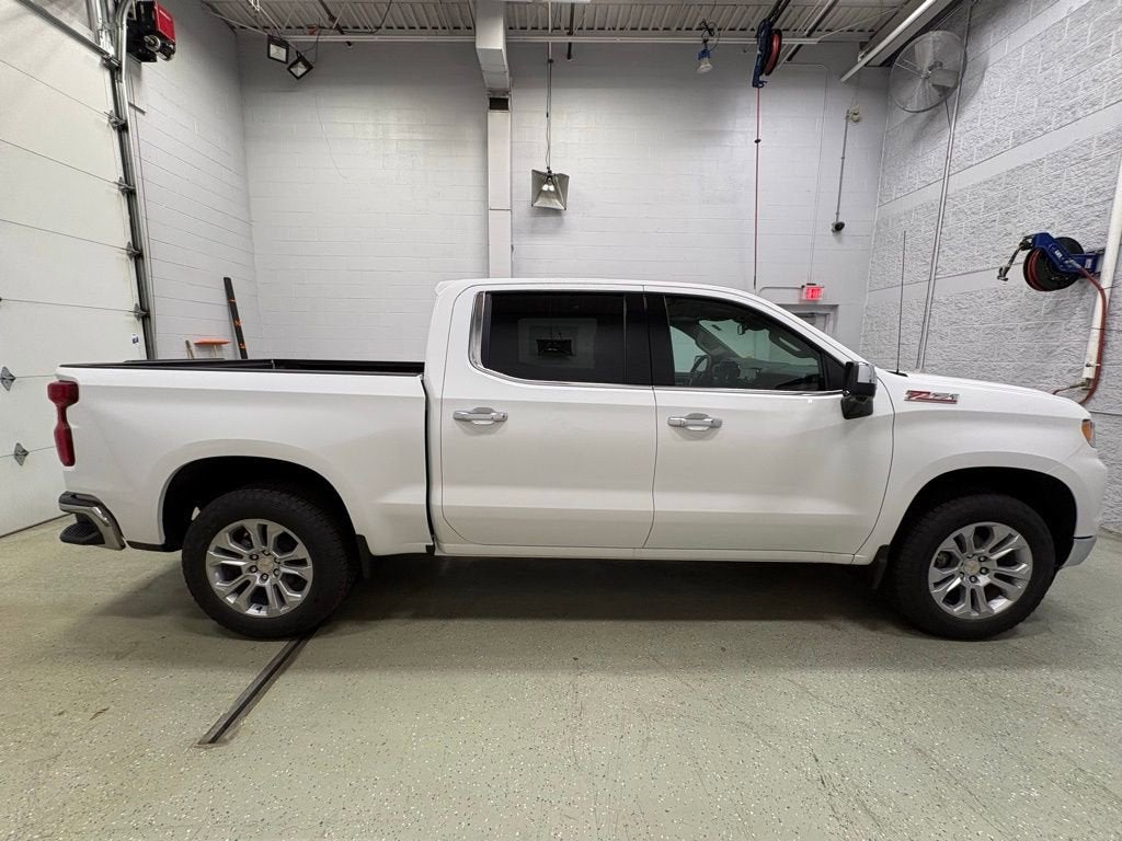 2026 Chevrolet Silverado 1500 LTZ Crew Cab Short Box 4WD