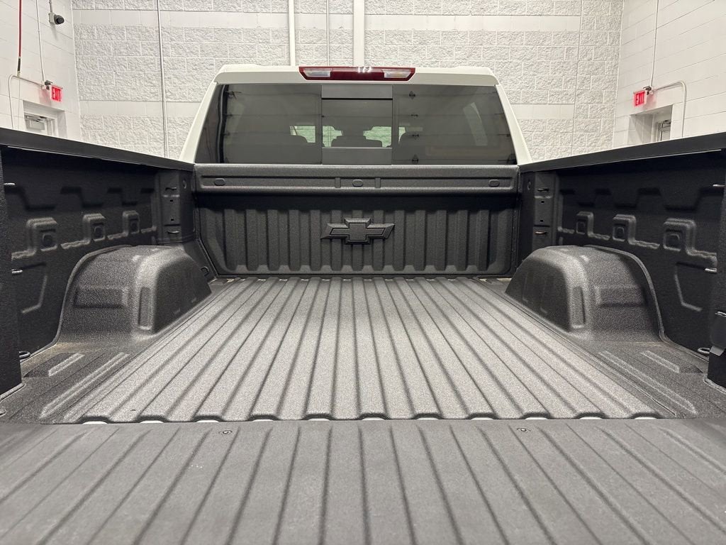 2026 Chevrolet Silverado 1500 LTZ Crew Cab Short Box 4WD