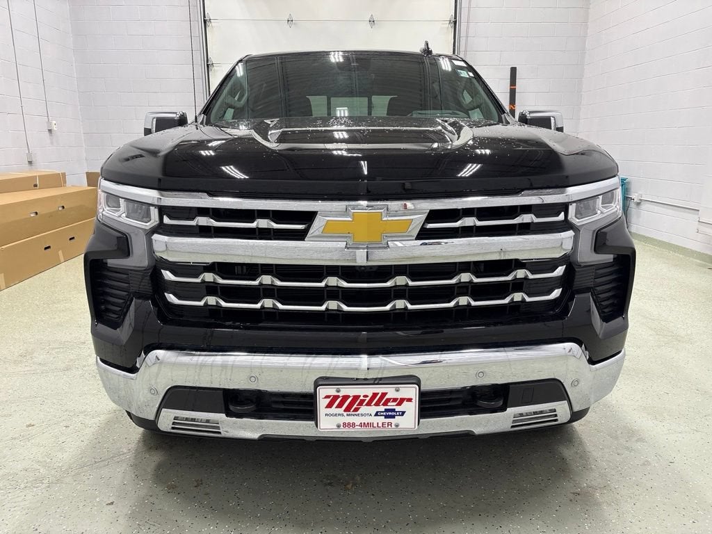 2026 Chevrolet Silverado 1500 LTZ Crew Cab Short Box 4WD