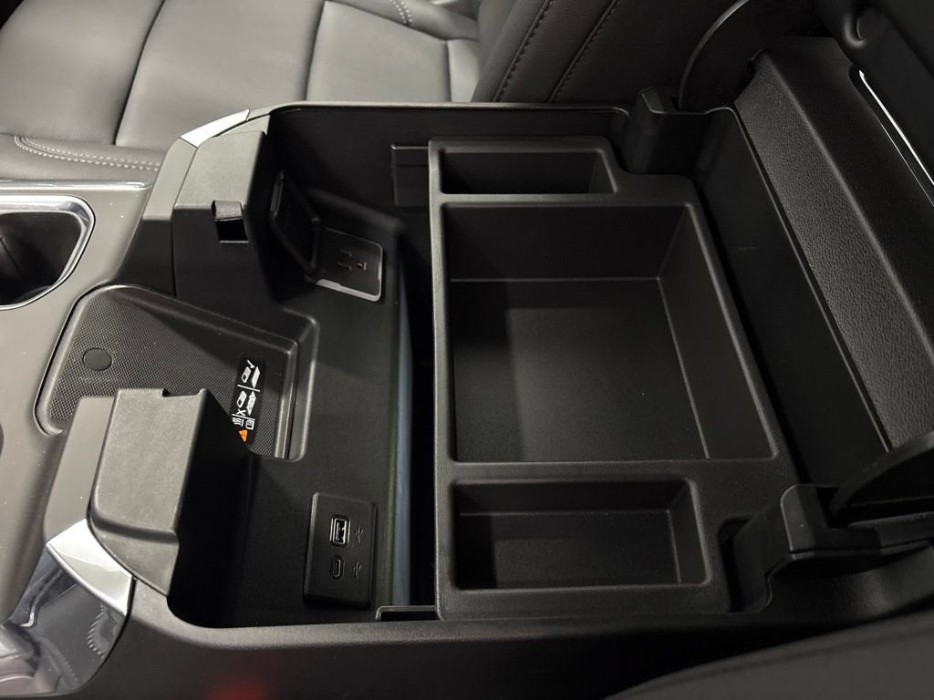 2026 Chevrolet Silverado 1500 LTZ Crew Cab Short Box 4WD