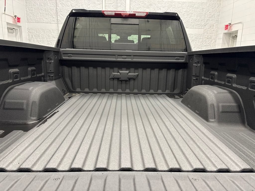 2026 Chevrolet Silverado 1500 LTZ Crew Cab Short Box 4WD