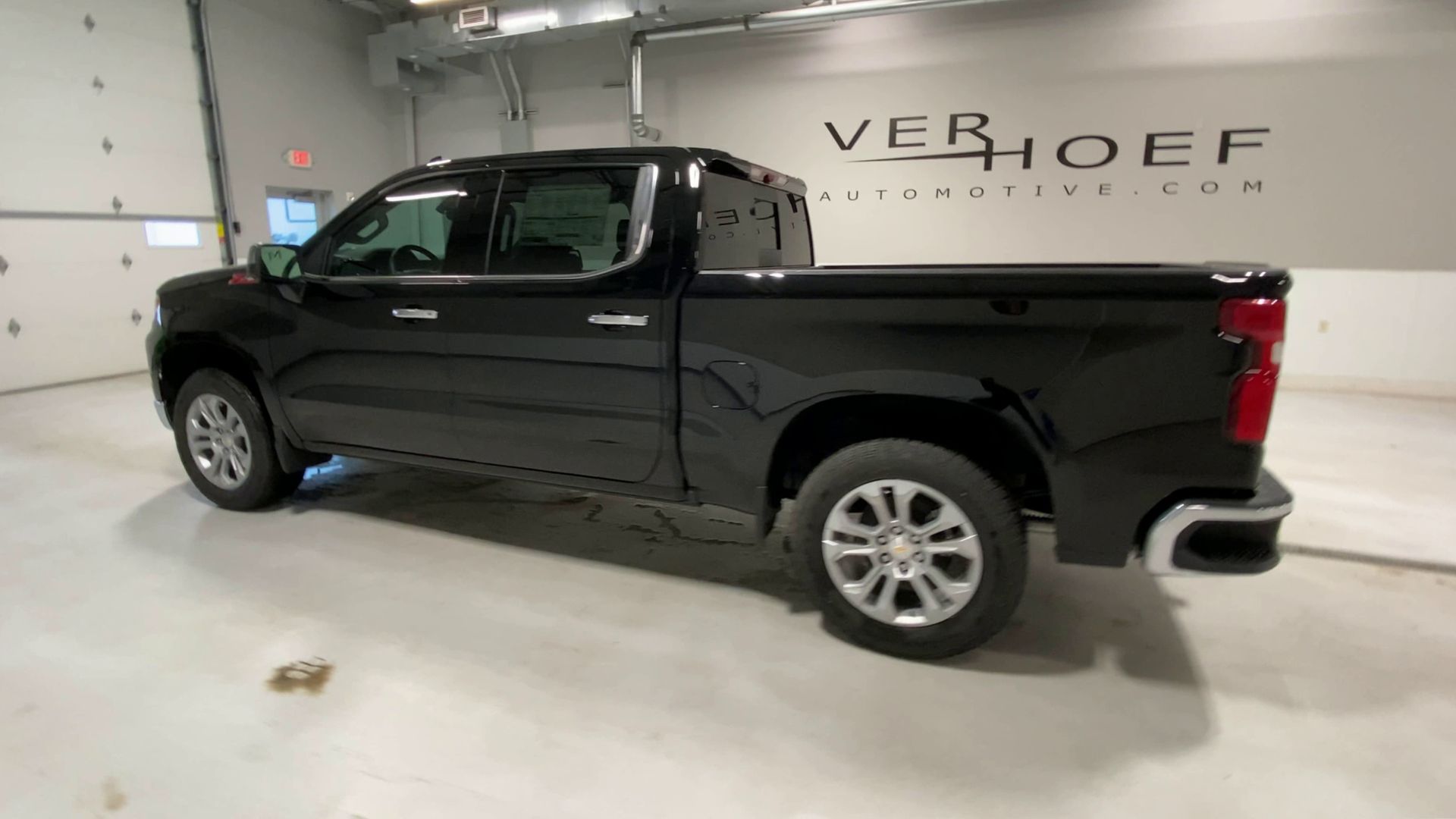 2026 Chevrolet Silverado 1500 LTZ Crew Cab Short Box 4WD