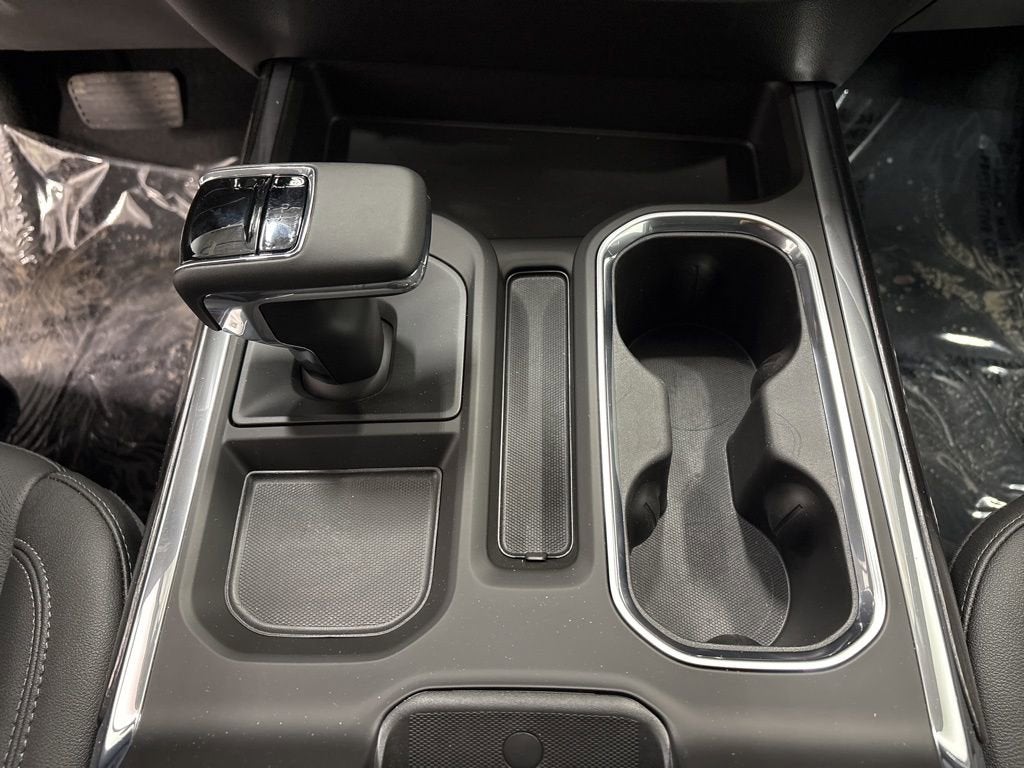 2026 Chevrolet Silverado 1500 LTZ Crew Cab Short Box 4WD