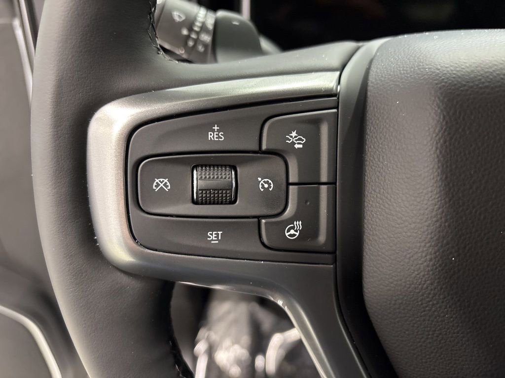 2026 Chevrolet Silverado 1500 LTZ Crew Cab Short Box 4WD