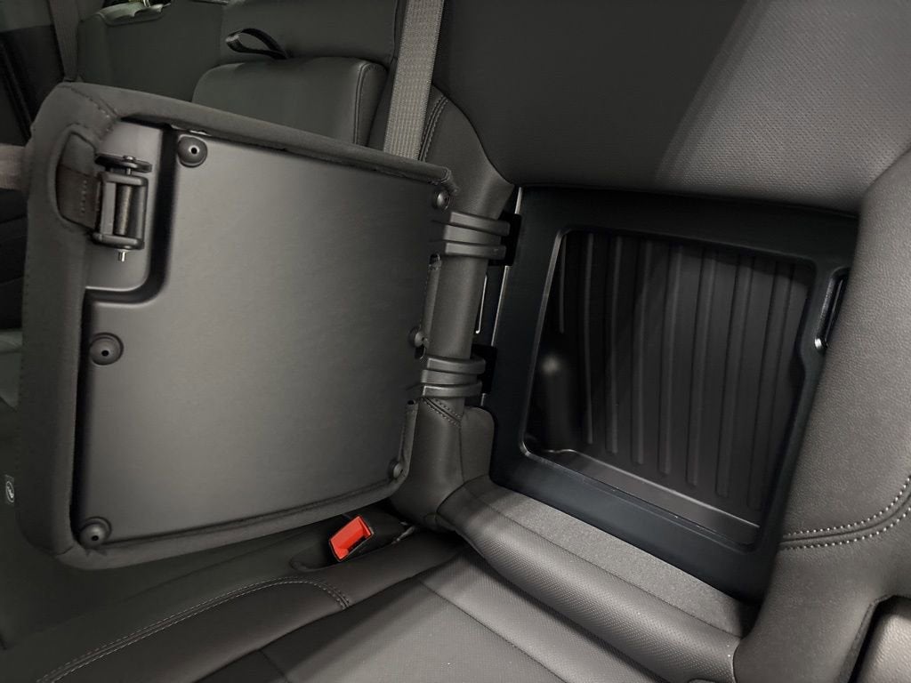 2026 Chevrolet Silverado 1500 LTZ Crew Cab Short Box 4WD