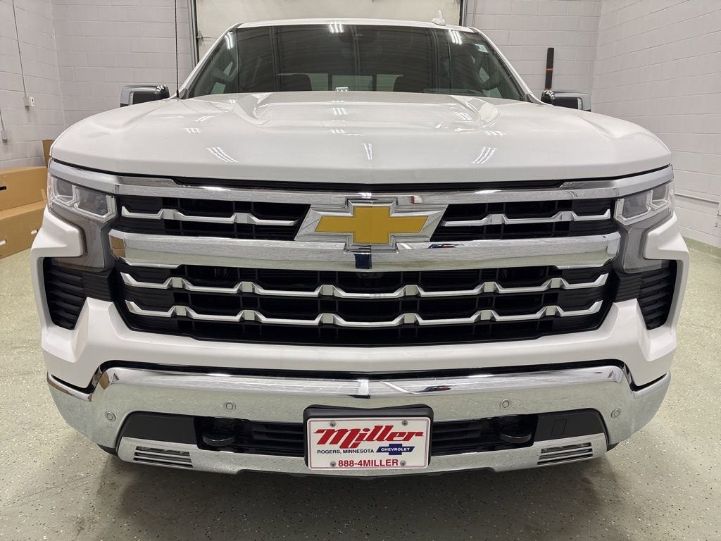2026 Chevrolet Silverado 1500 LTZ Crew Cab Short Box 4WD