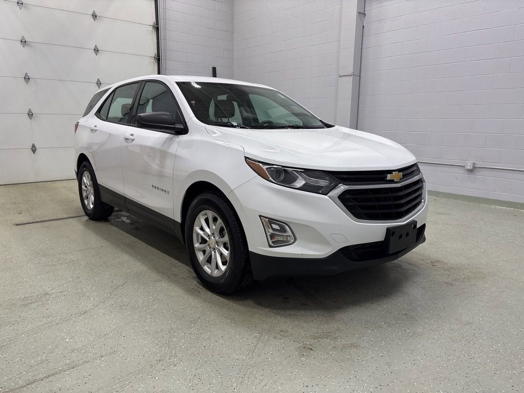 Used 2018 Chevrolet Equinox LS with VIN 2GNAXHEV2J6206715 for sale in Rogers, Minnesota