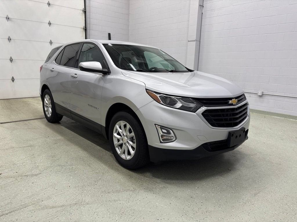 Used 2018 Chevrolet Equinox LT with VIN 2GNAXSEV6J6318205 for sale in Rogers, Minnesota