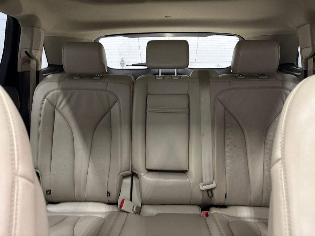 2019 Lincoln Nautilus Select