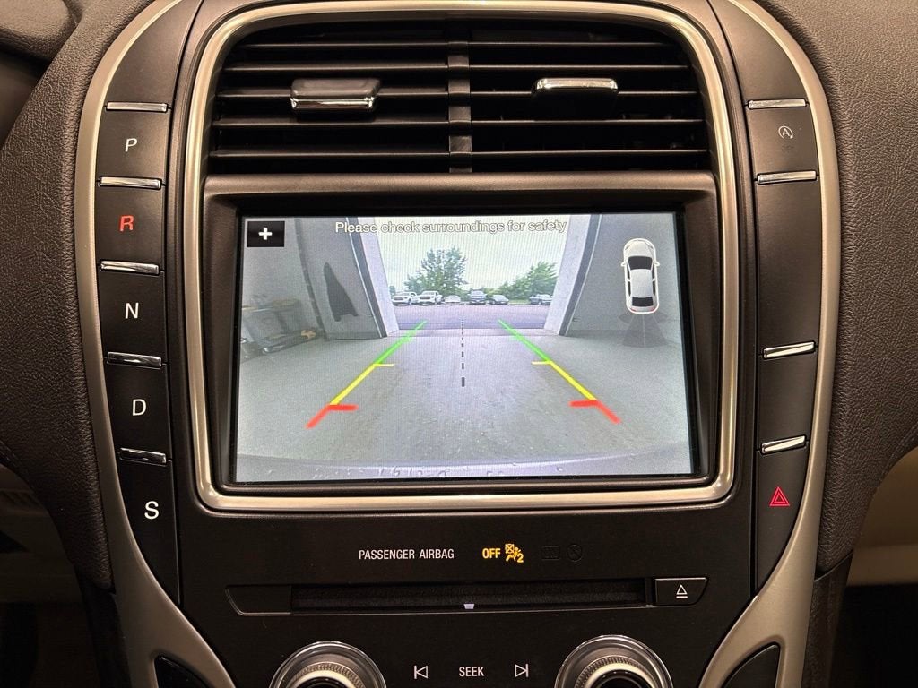 2019 Lincoln Nautilus Select