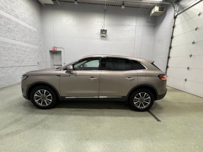 2019 Lincoln Nautilus Select