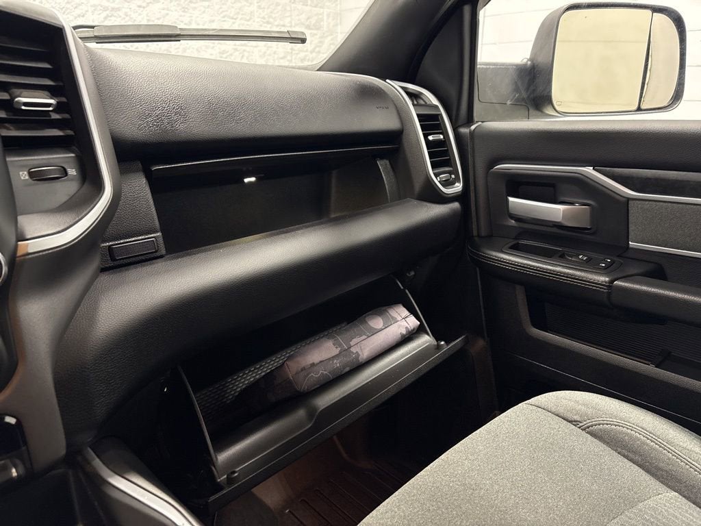 2022 RAM 2500 Big Horn Crew Cab 4x4 6'4" Box