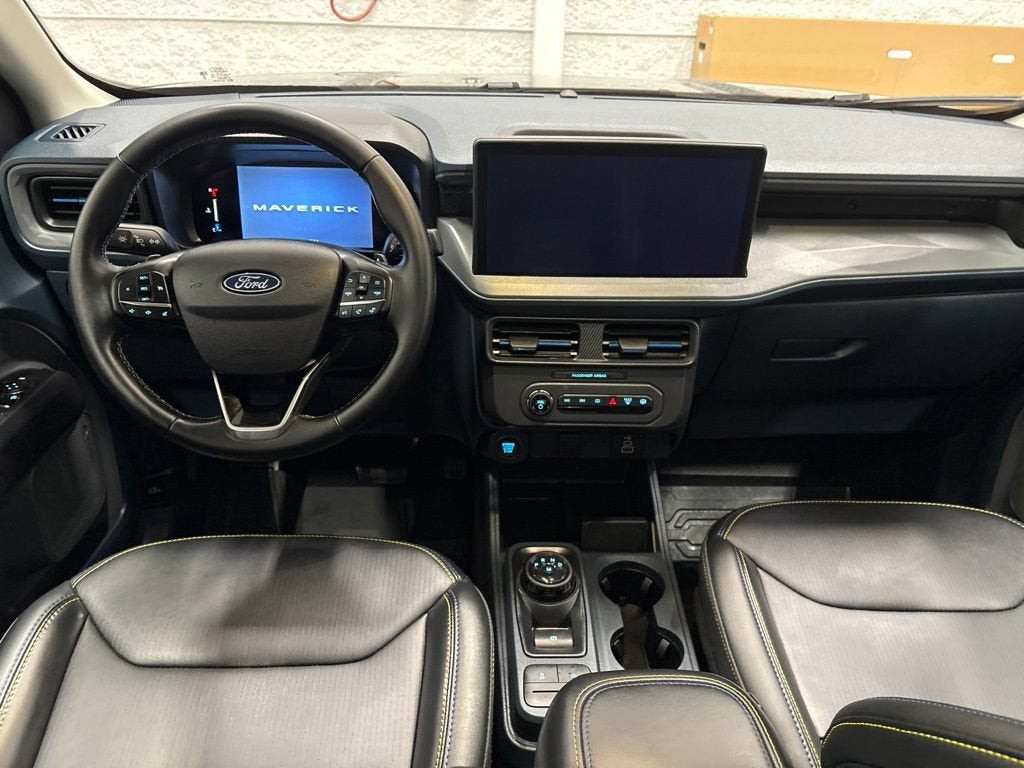 2025 Ford Maverick Lobo Standard