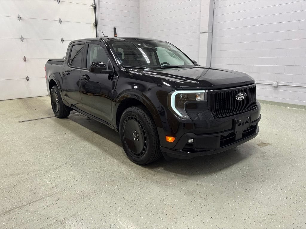 Used 2025 Ford Maverick Lobo Standard with VIN 3FTCW8TA2SRA55390 for sale in Rogers, Minnesota