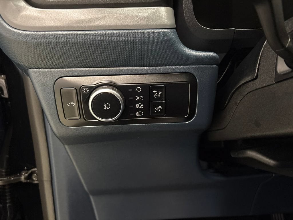 2025 Ford Maverick Lobo Standard