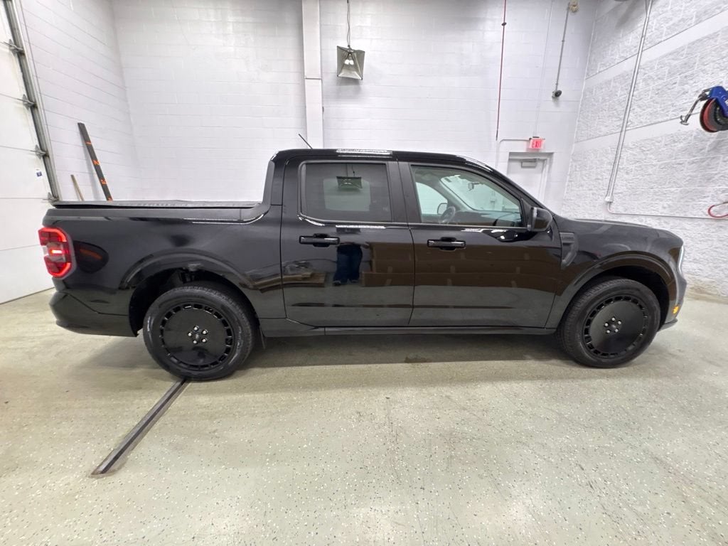 2025 Ford Maverick Lobo Standard