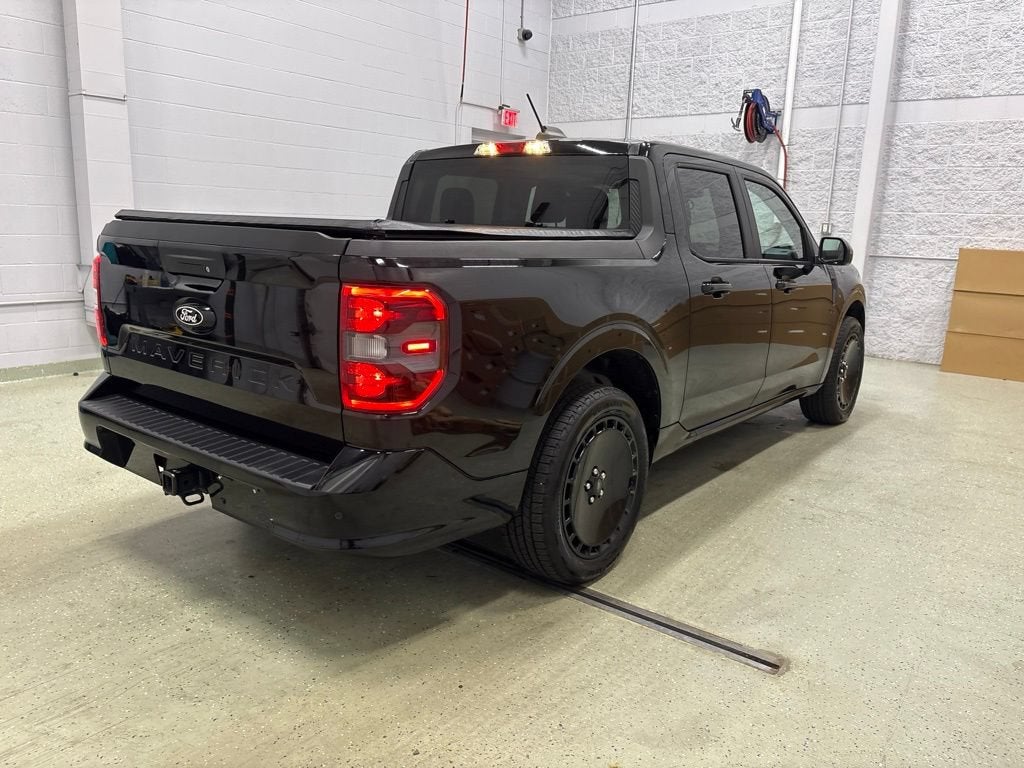 2025 Ford Maverick Lobo Standard