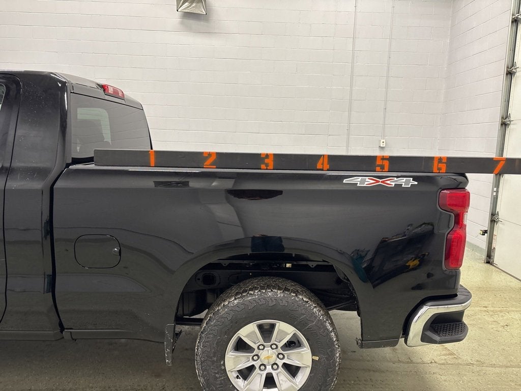 2026 Chevrolet Silverado 1500 WT Regular Cab Standard Box 4WD