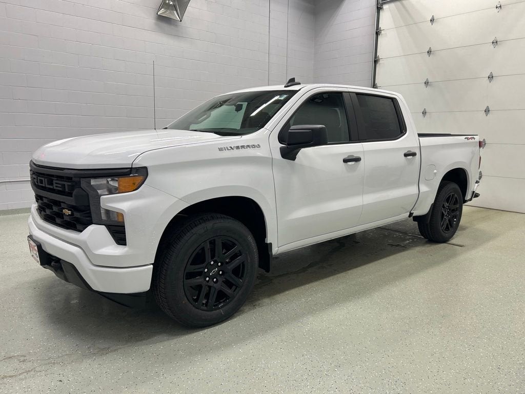 2023 Chevrolet Silverado 1500 Custom