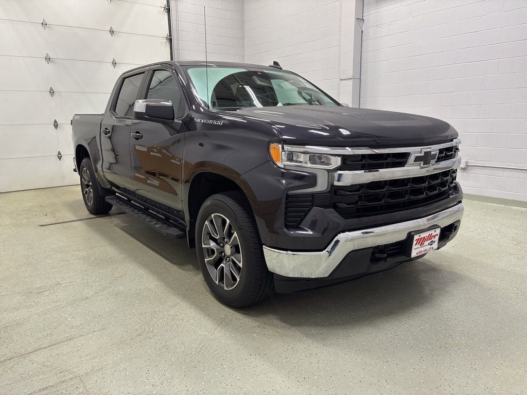 Used 2024 Chevrolet Silverado 1500 LT with VIN 3GCPDKEK3RG261110 for sale in Rogers, Minnesota