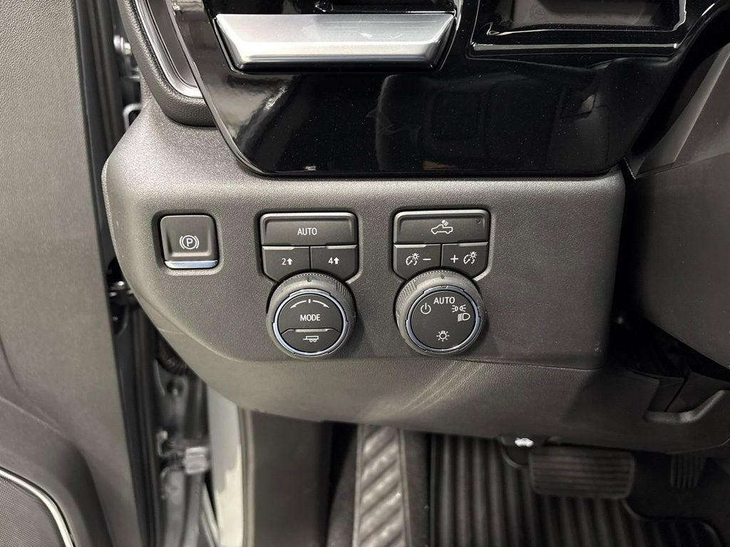 2026 Chevrolet Silverado 1500 LT (2FL) Crew Cab Short Box 4WD
