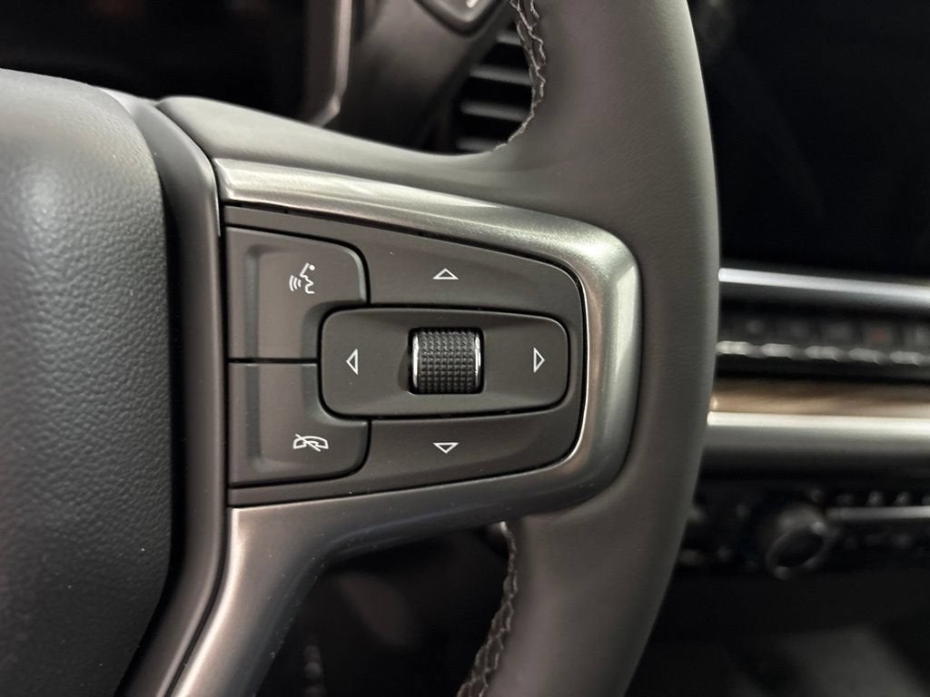2026 Chevrolet Silverado 1500 LT (2FL) Crew Cab Short Box 4WD