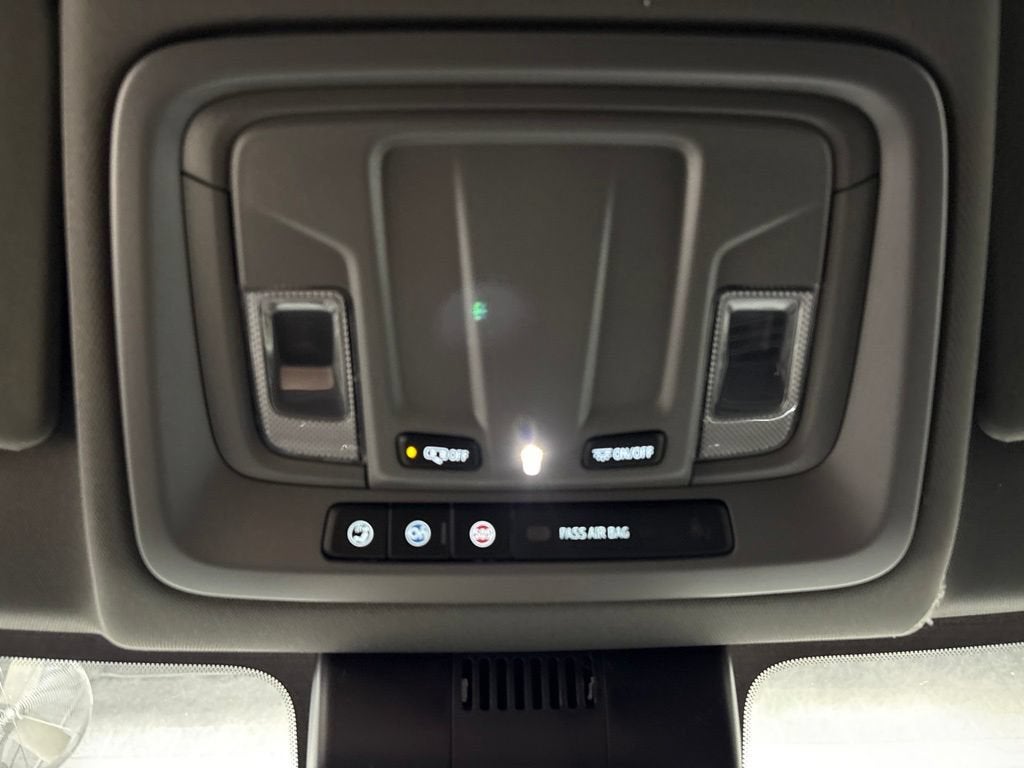 2026 Chevrolet Silverado 1500 LT (2FL) Crew Cab Short Box 4WD