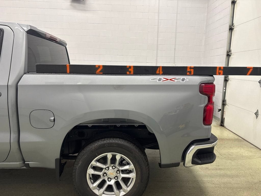 2026 Chevrolet Silverado 1500 LT (2FL) Crew Cab Short Box 4WD