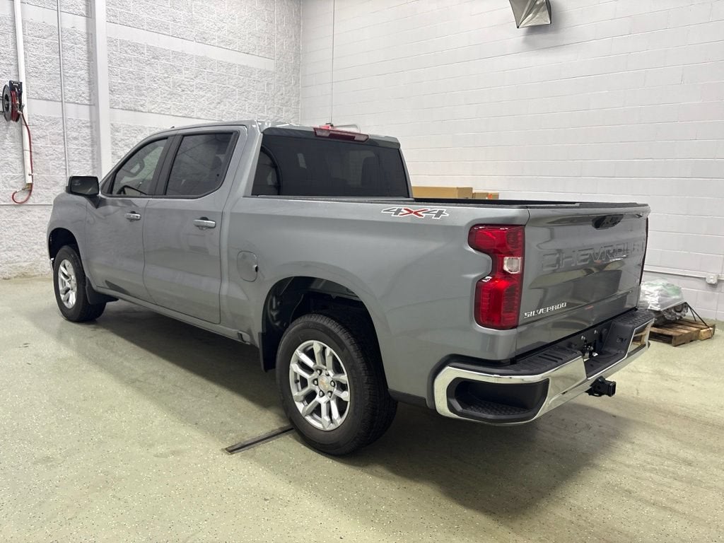 2026 Chevrolet Silverado 1500 LT (2FL) Crew Cab Short Box 4WD