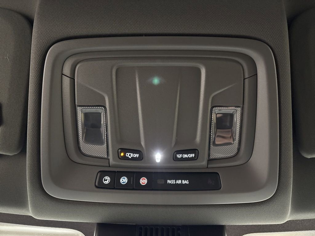 2026 Chevrolet Silverado 1500 RST Crew Cab Short Box 4WD